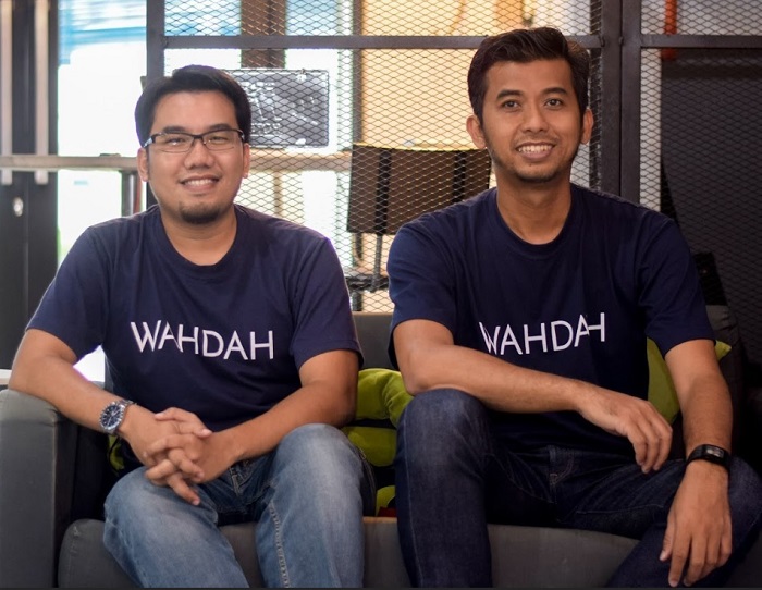 Muhd Raden Anwar (left), CEO and Founder of Wahdah Technologies with his cofounder and CTO, Ahmad Amran Kapi.